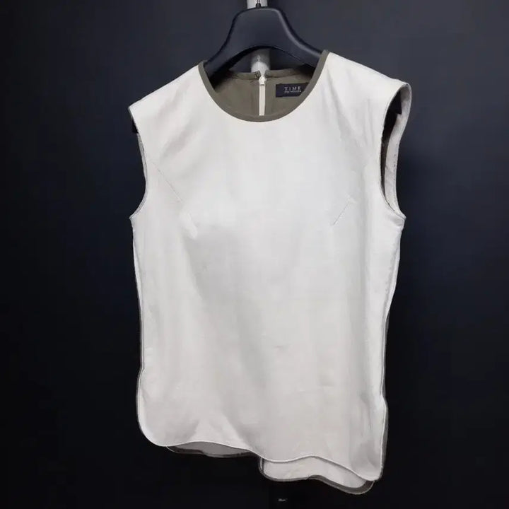 [BUNJANG] Time Spring Summer Linen Blend Sleeveless Blouse Ivory / 타임 TIME 춘하 베스트 겸 민소매블라우스 44