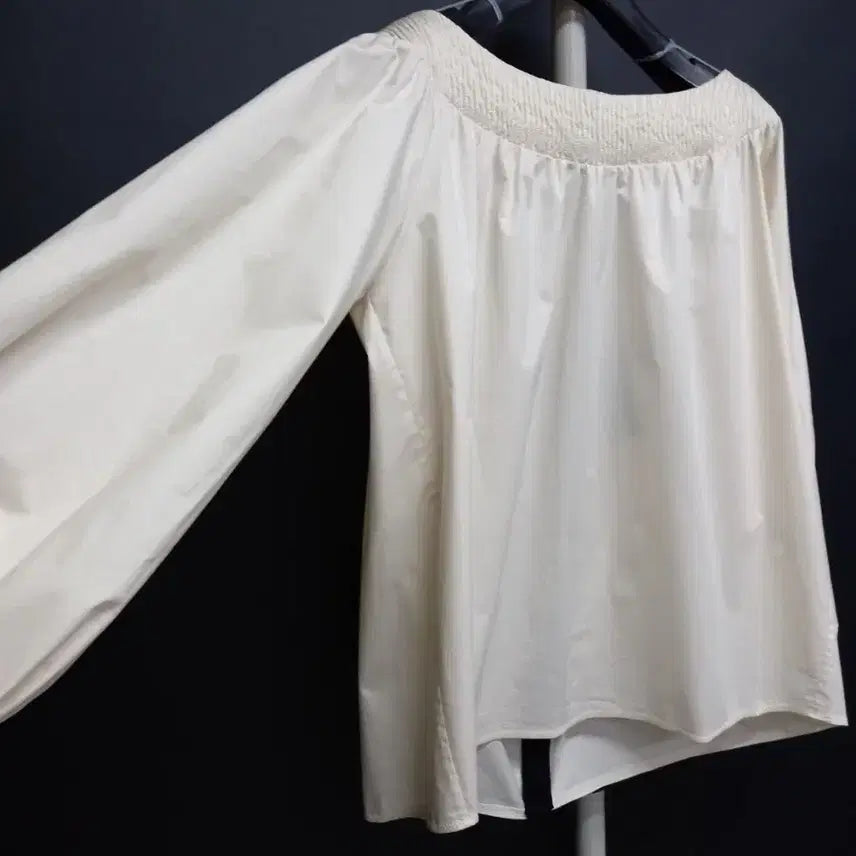 [BUNJANG] TIME Spring/Summer/Fall Blouse - Loose Boxy Fit, 3/4 Sleeves, Ivory / 새 타임 춘하추 루즈박시핏 8부9부길이 블라우스 F 44-77