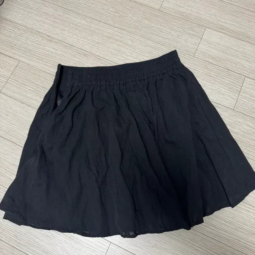 [BUNJANG] URBANE MADE Banding Mini Skirt / URBANE MADE 밴딩 미니 스커트 블랙 반값