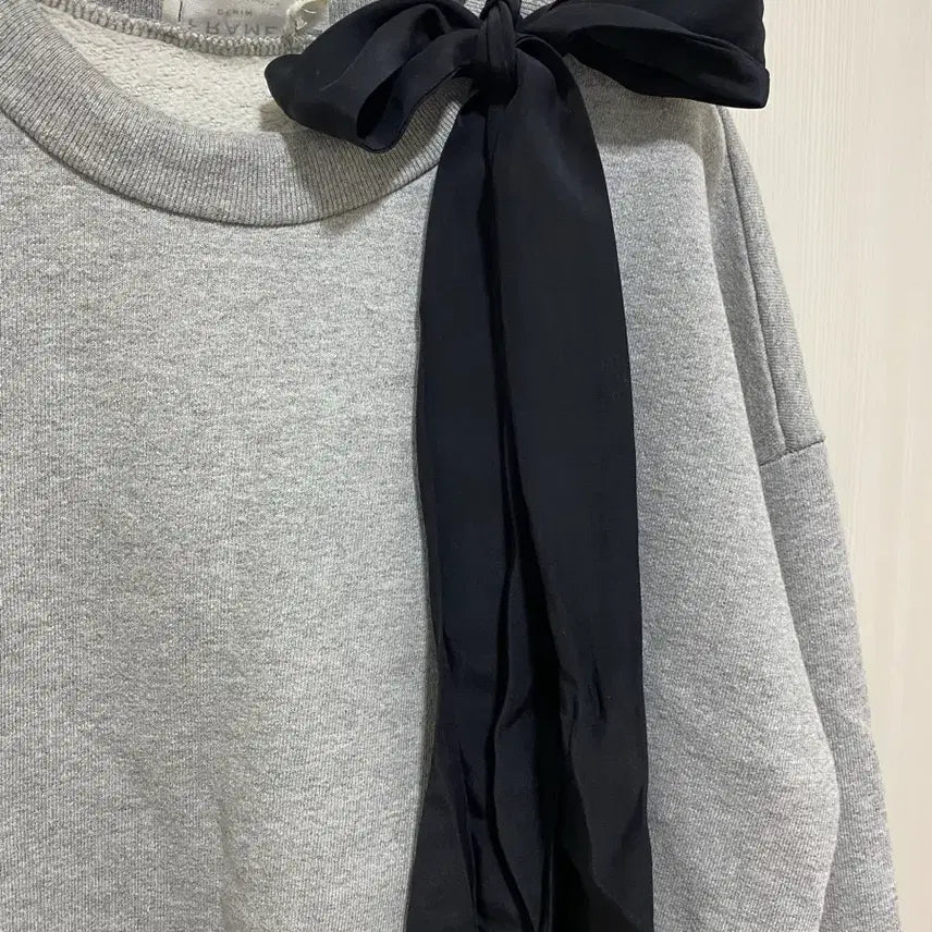 [BUNJANG] FRAME Grey Ribbon Sweatshirt Size S / 프레임(FRAME) 그레이 리본 맨투맨 S