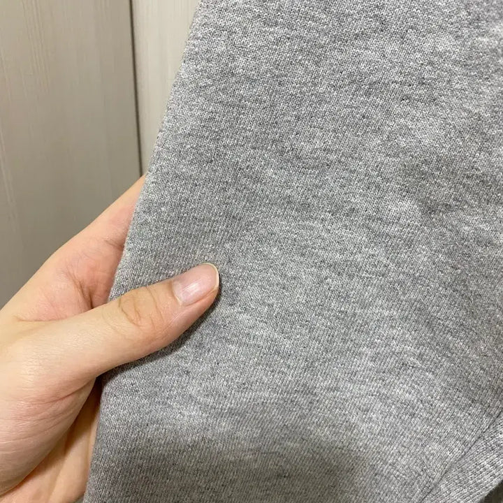 [BUNJANG] FRAME Grey Ribbon Sweatshirt Size S / 프레임(FRAME) 그레이 리본 맨투맨 S