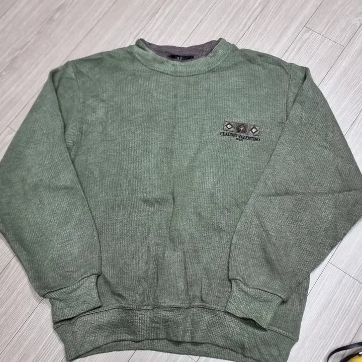[BUNJANG] CLAUDIO VALENTINO Khaki Sweatshirt / 일본제 CLAUDIO VALENTINO 맨투맨 티셔츠(95.100)