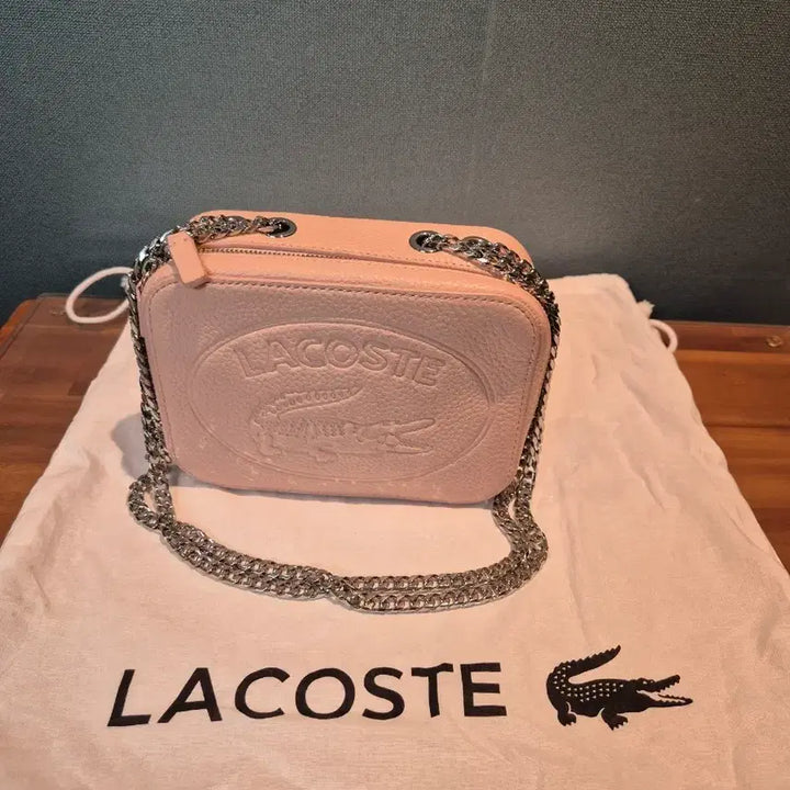 [BUNJANG] Lacoste Pink Chain Crossbody Bag / 라코스테 핑크 체인 크로스백 (새상품)
