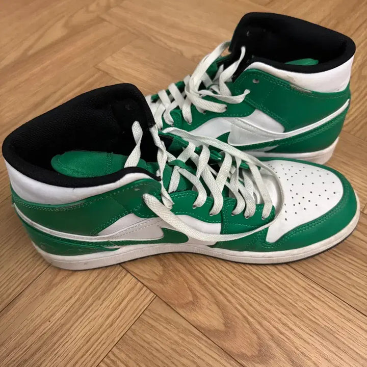 [BUNJANG] Nike Jordan Mid Sneakers / 나이키 조던 미드