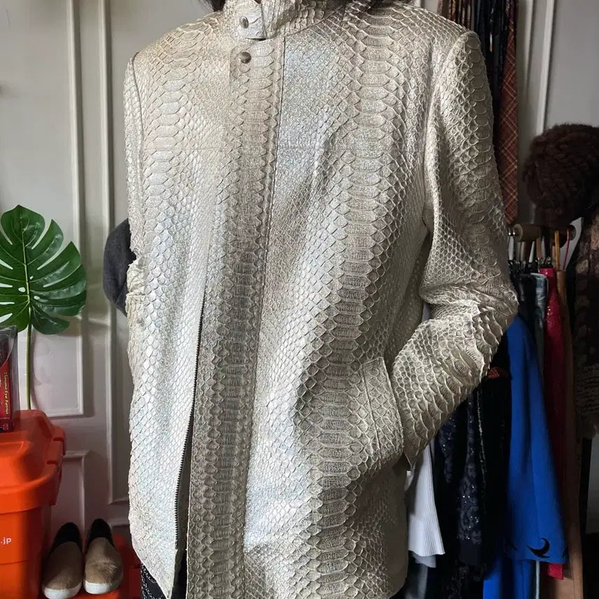 [SOLD OUT] 빈티지 인디안 네이티브 아메리칸 리얼 파이톤 레더 비단 구렁이 가죽 자켓