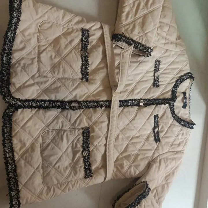 [BUNJANG] Quilted Jacket / 퀼팅자켓