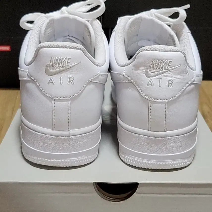 [BUNJANG] Nike Air Force 1 Low White Sneakers / 나이키 280 에어포스 로우 화이트