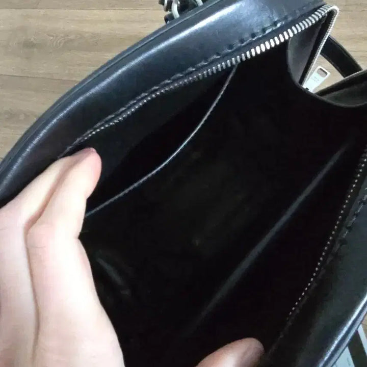 [BUNJANG] Prada Black Leather Tote Bag / 프라다 블랙 레더 토트백 + 더스트백