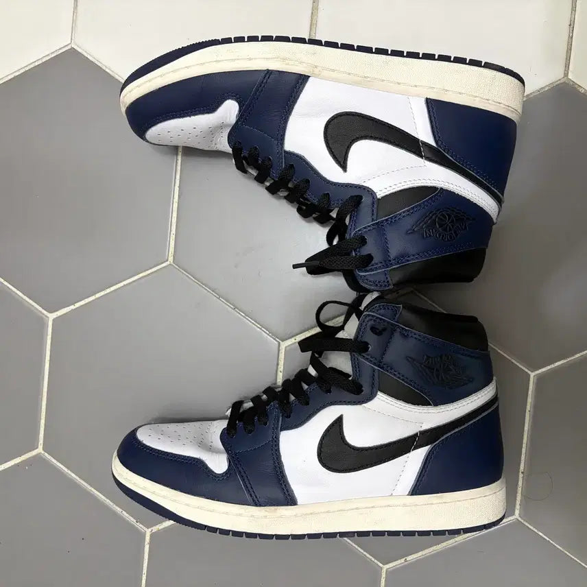 [BUNJANG] Jordan 1 Retro High OG Midnight Navy US 9 / 조던 1 레트로 하이 OG 미드나잇 네이비 270사이즈 풀박