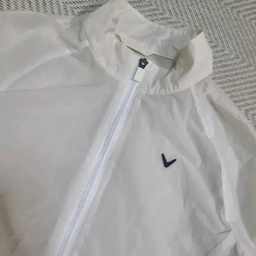 [BUNJANG] Gallway White Windbreaker Jacket / 90)갤러웨이 화이트 바람막이 자켓