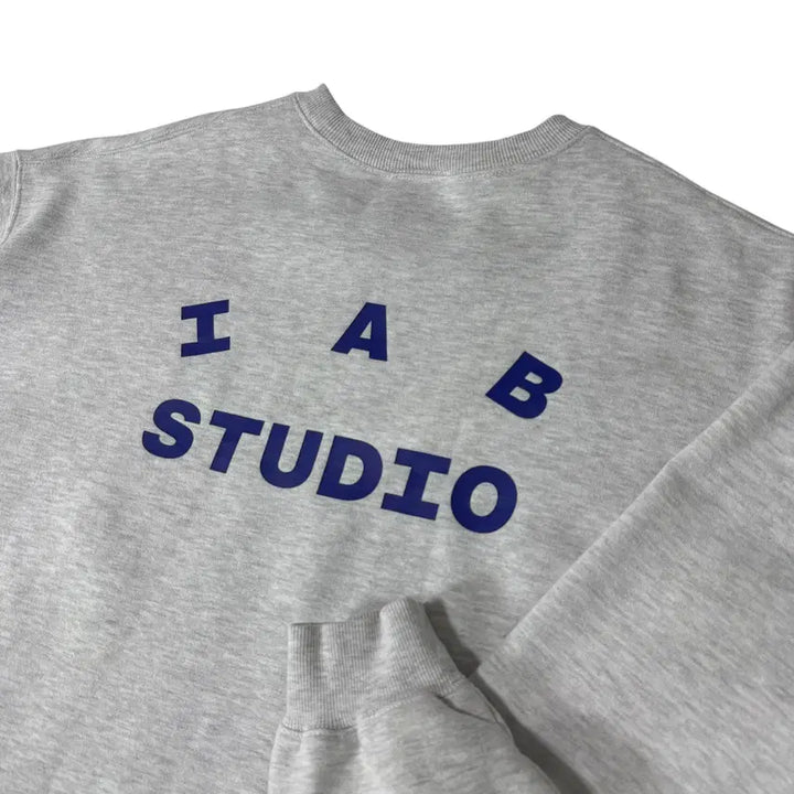 [BUNJANG] Iab Studio Light Gray Sweatshirt / 아이앱 스튜디오 라이트그레이 맨투맨