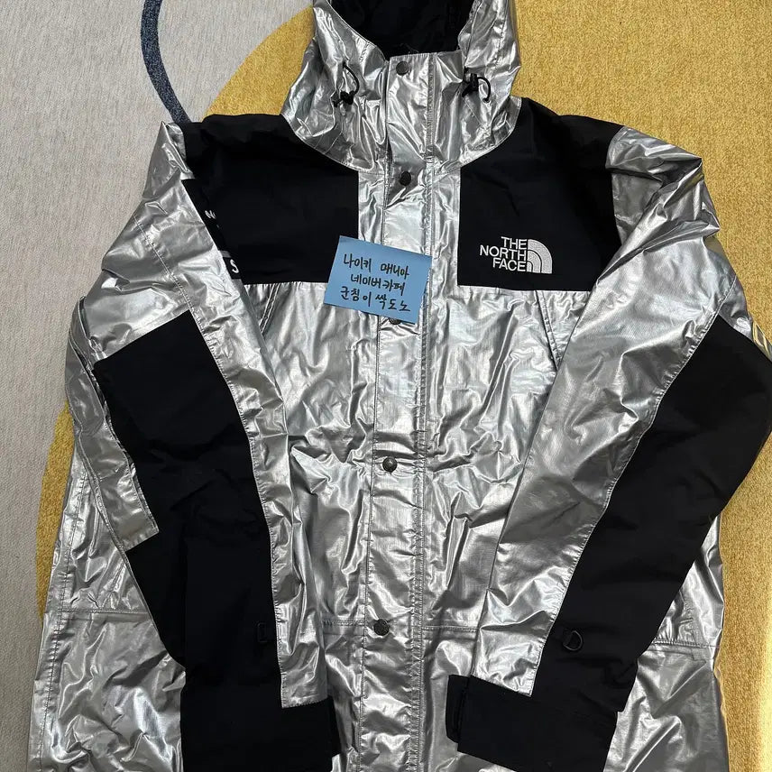 [BUNJANG] Supreme x The North Face Metallic Jacket Silver XL / Supreme 슈프림 노스페이스 메탈릭 자켓 실버 XL