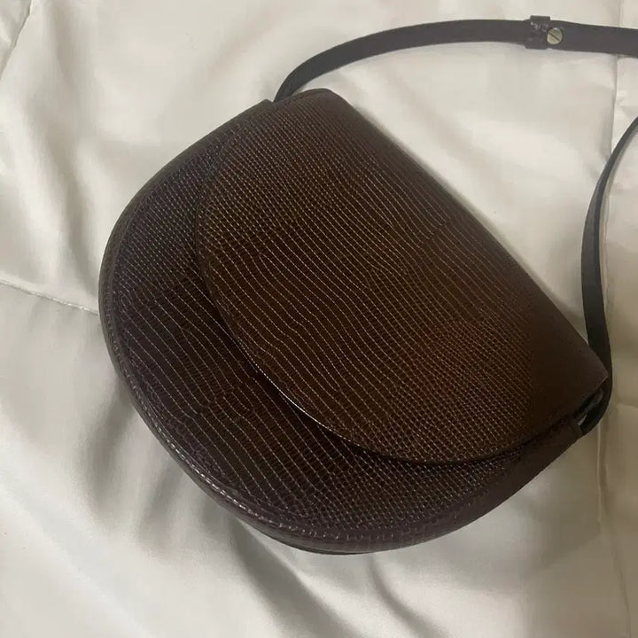[BUNJANG] Flat Base Snake Skin Step Bag / 구 플랫베이스 뱀피 스탭백