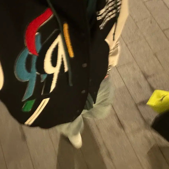 [BUNJANG] Represent Wonbin Varsity Jacket / 리프레젠트 바시티
