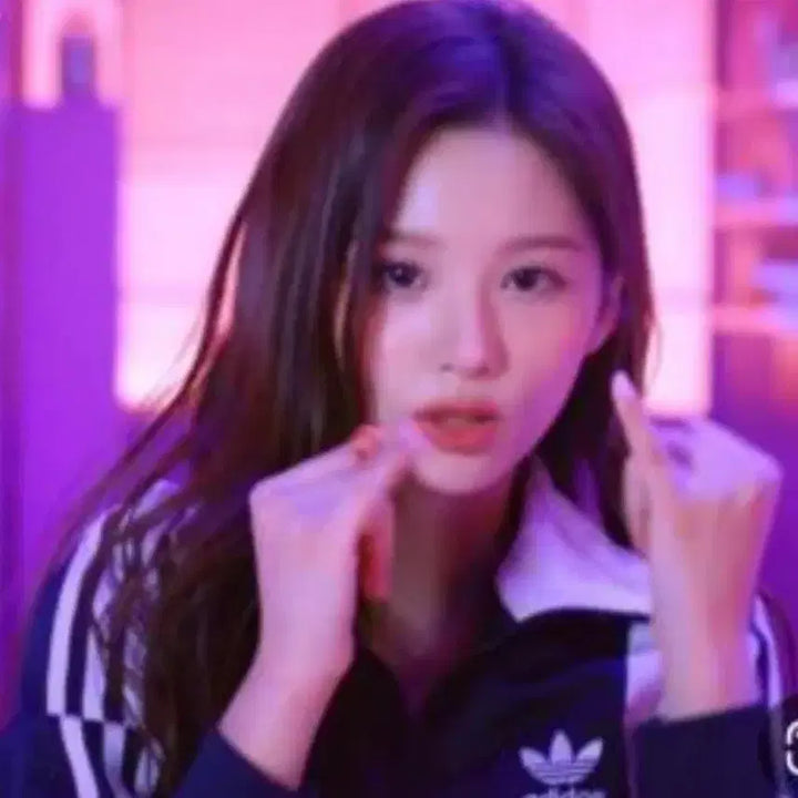[BUNJANG] NMIXX Sullyoon Adidas Firebird Jersey [85] / 엔믹스 설윤 착용 아디다스 파이어버드 져지 [85]