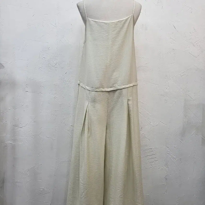 [SOLD OUT] 나시점프슈트 F