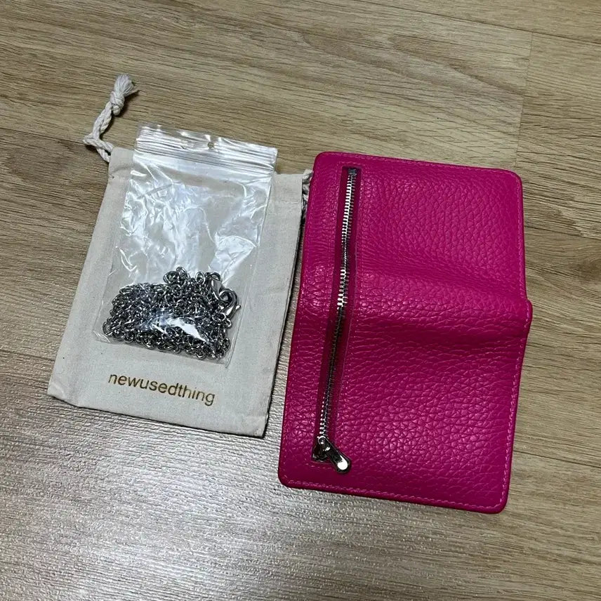 [BUNJANG] New Used Thing Chain Wallet Pink / 뉴유즈드띵 체인 웰렛 핑크