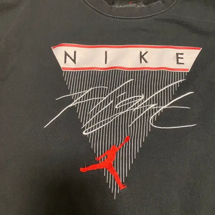 [BUNJANG] Nike Jordan Black Sweatshirt / 나이키 조던 맨투맨 블랙 티 L(100-105정도)