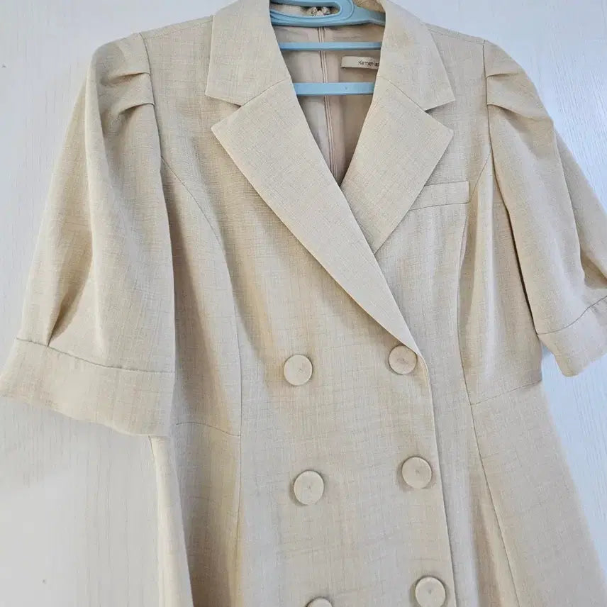 [BUNJANG] Kenneth Lady Double Button Beige Dress / 케네스레이디 더블버튼 베이지 원피스 새제품 팝니다