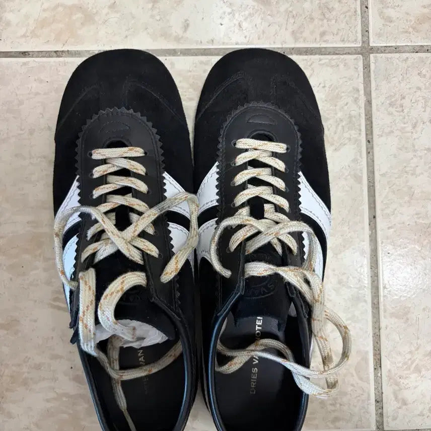 [BUNJANG] Dries Van Noten Black Suede Sneakers / [41] 드리스반노튼 스니커즈