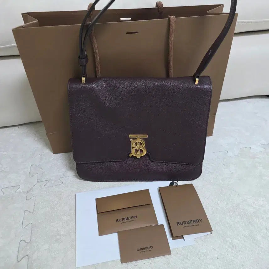 [BUNJANG] Burberry TB Alice Shoulder Bag Medium Deep Claret / 버버리 정품 TB 앨리스 숄더백