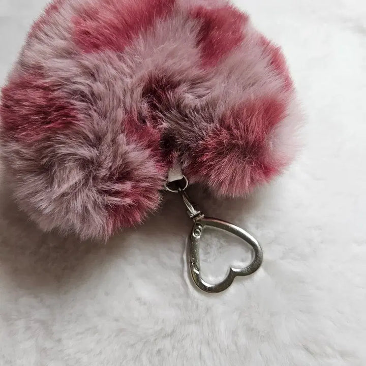 [BUNJANG] Pink Leopard Fur Heart Keyring / 하트 핑크 레오파드 퍼 키링