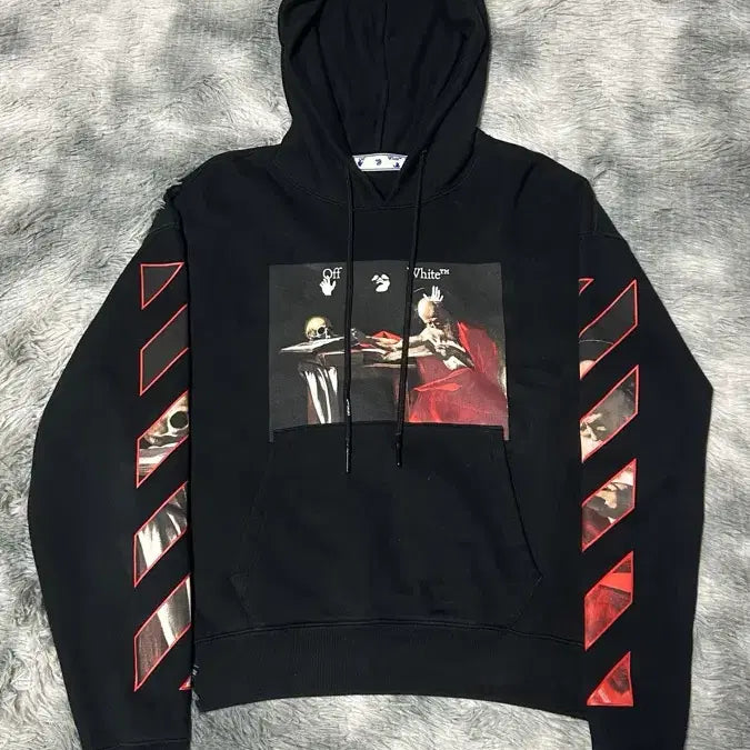 [SOLD OUT] [S size] 오프화이트 카라바조 후드티 블랙