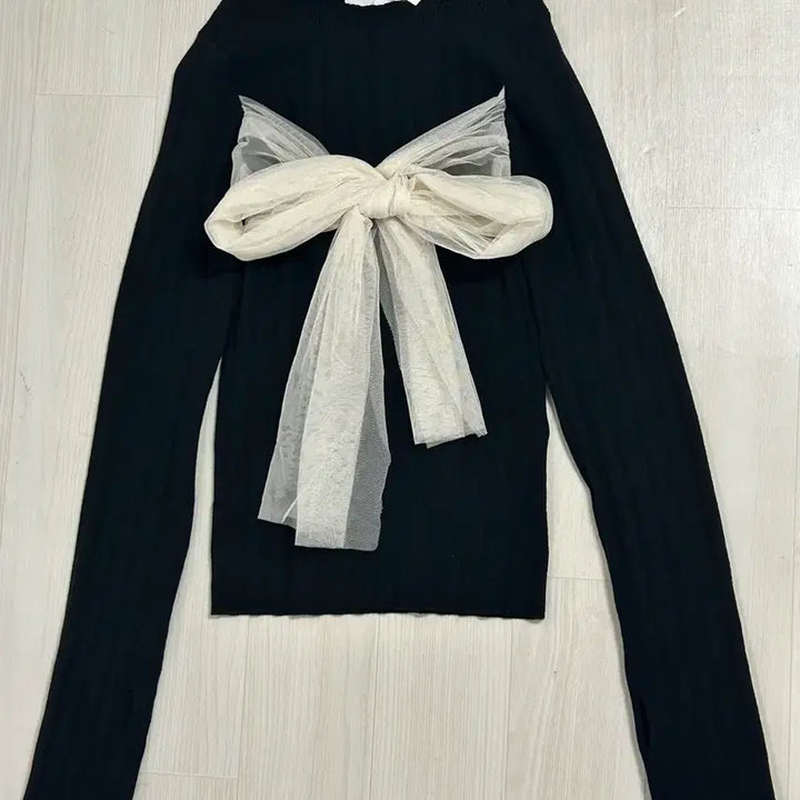 [BUNJANG] Nemne Chiffon Ribbon Ruffle Top / Nemne 마즈깔 쉬폰왕리본 로걀탑