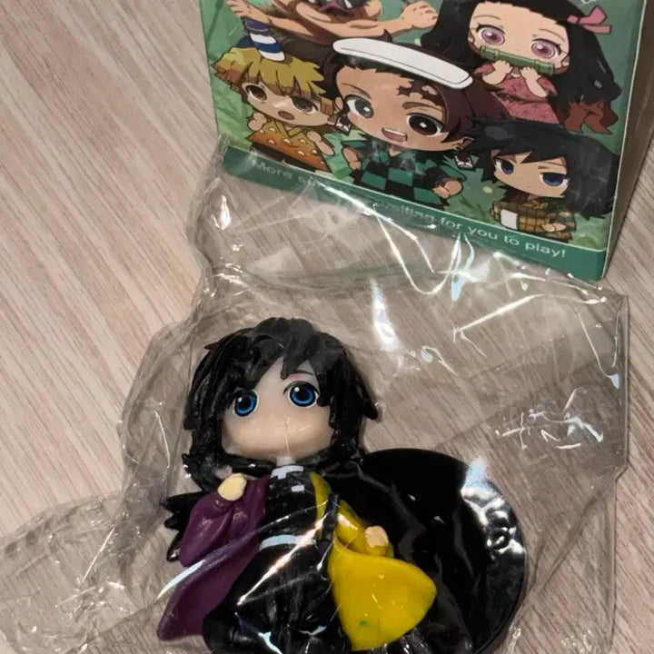 [BUNJANG] Demon Slayer Giyu Figure / 귀멸의 칼날 기유 피규어 판매합니다