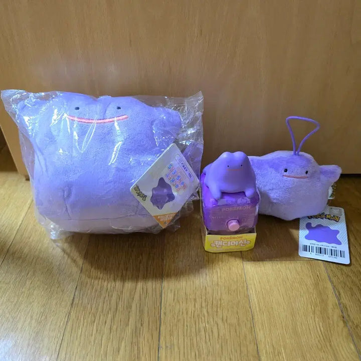 [BUNJANG] 메타몽 인형, 캔디머신, 저금통 미사용 새제품 일괄 판매 / 메타몽 인형, 캔디머신, 저금통 미사용 새제품 일괄 판매