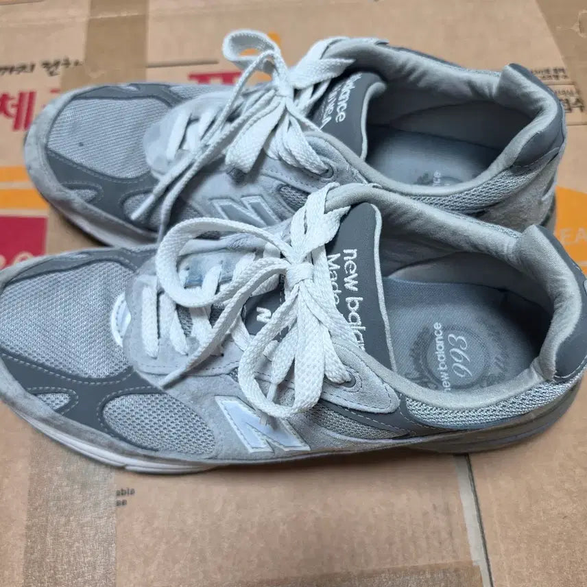 [BUNJANG] New Balance 993 Gray Sneakers / 뉴발란스 993 그레이 295사이즈 D