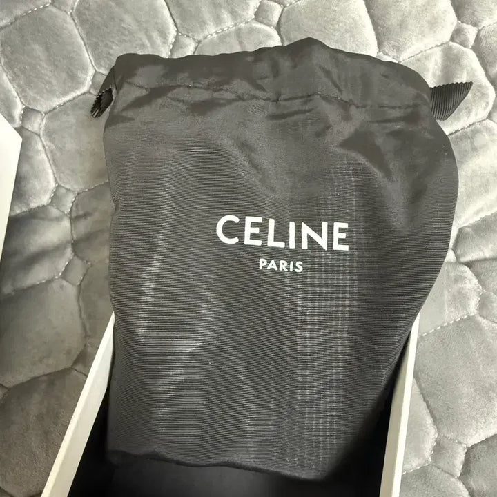 [BUNJANG] Celine Small Flap Wallet Gold Glitter / 셀린느 스몰 플랩 반지갑 금색 글리터