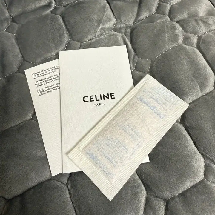 [BUNJANG] Celine Small Flap Wallet Gold Glitter / 셀린느 스몰 플랩 반지갑 금색 글리터