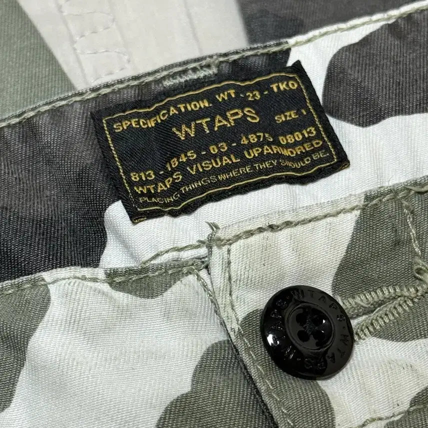 [SOLD OUT] WTAPS 밀리터리 카모 카고 팬츠