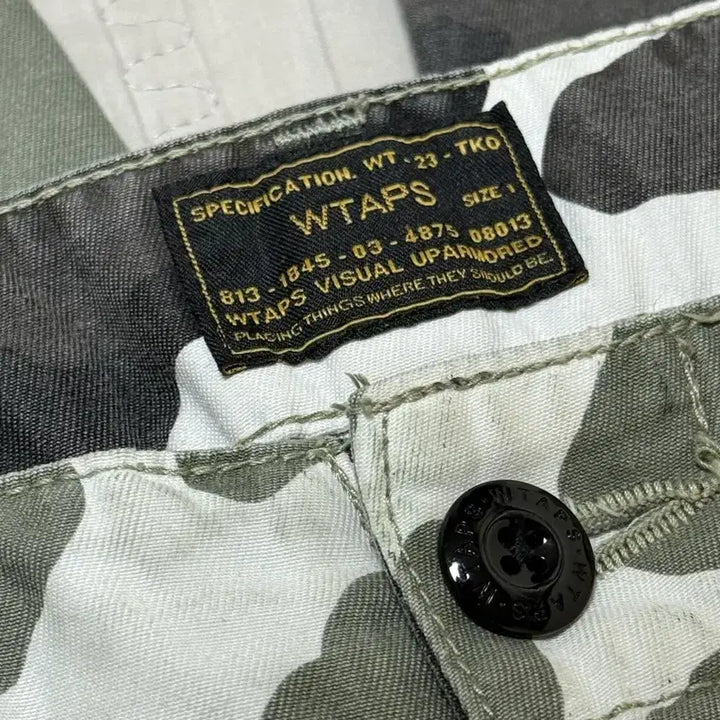 [SOLD OUT] WTAPS 밀리터리 카모 카고 팬츠