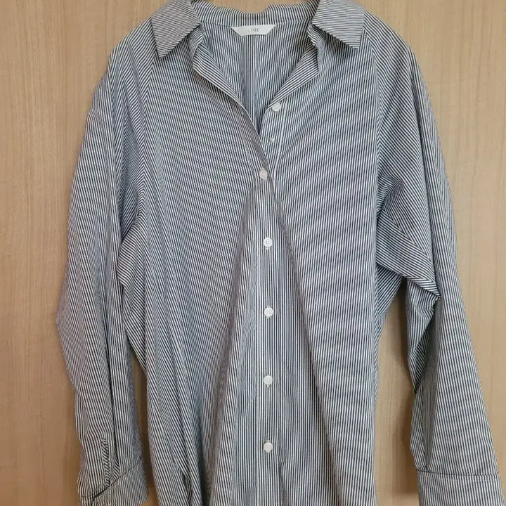 [BUNJANG] LINE Stripe Pattern Shirt / 라인(LINE) 스트라이프 셔츠 남방