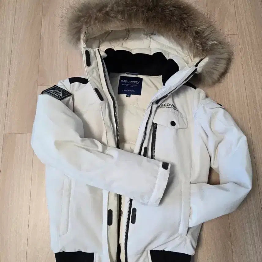 [BUNJANG] Discovery Expedition Padded Jacket / 디스커버리 패딩 90