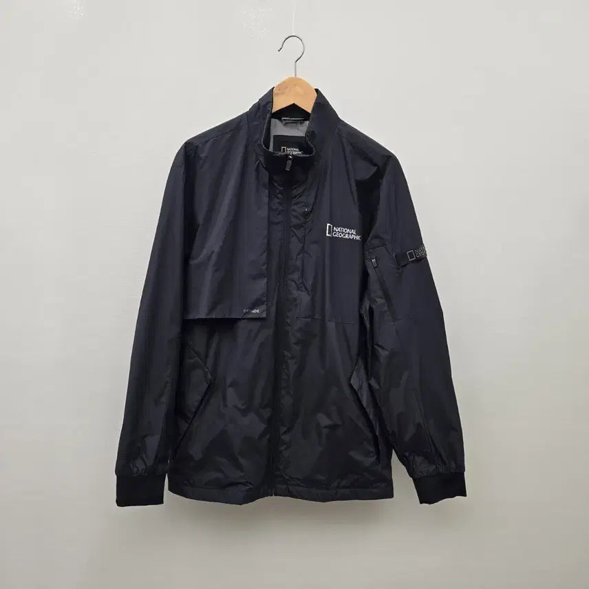 [SOLD OUT] 내셔널지오그래픽 바람막이 블랙