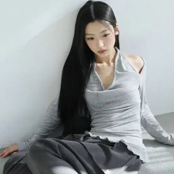 [BUNJANG] Uglyshadow Gray Frill T-shirt / (어글리쉐도우) 스카프 퍼 프릴 티셔츠(그레이)