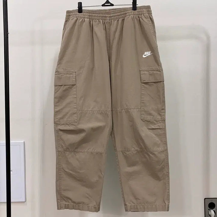 [SOLD OUT] <XL> 나이키 신형 립스탑 카고 와이드 팬츠