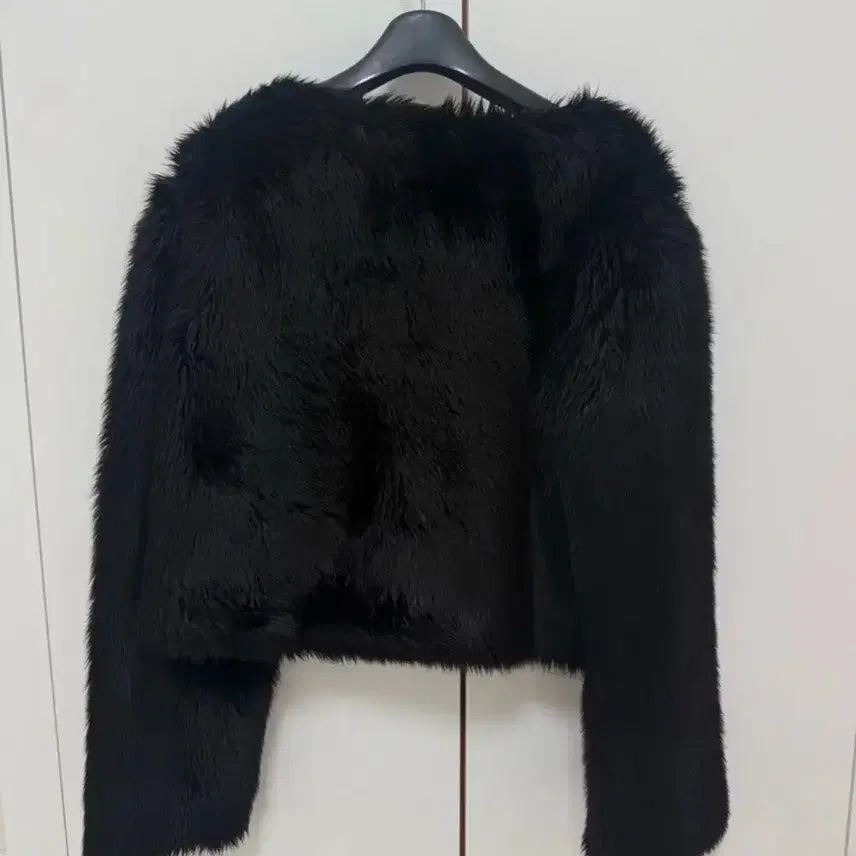 [BUNJANG] Azoon Faux Fur Jacket Black / 애즈온 퍼자켓 블랙