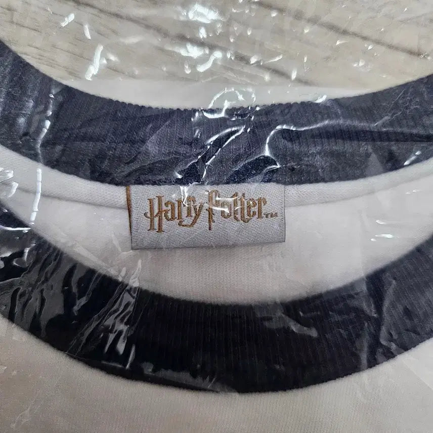 [SOLD OUT] 미개봉) 마호도코로 팝업 해리포터 도비 반팔 티셔츠