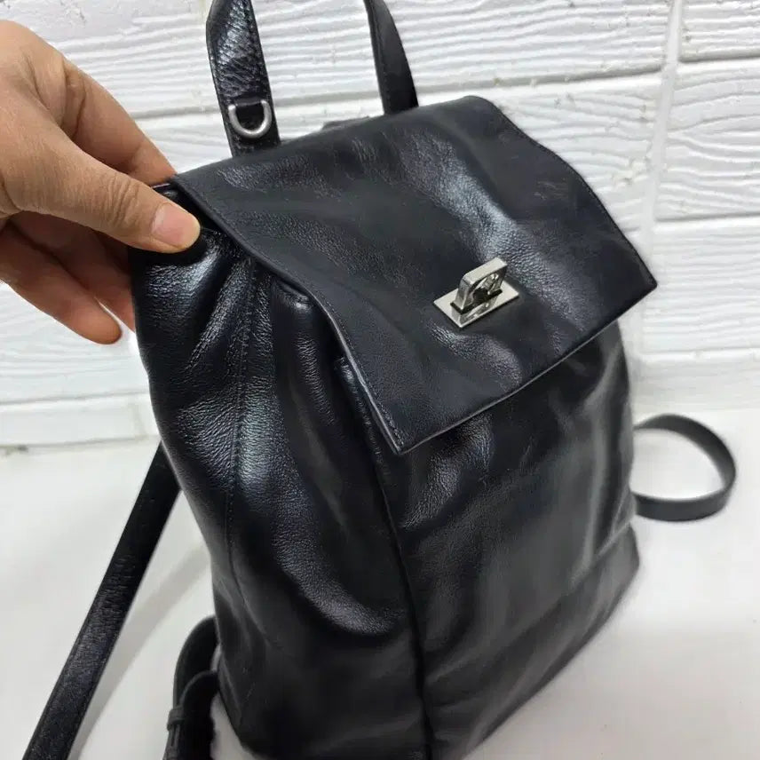 [BUNJANG] Couronne Premier Cowhide Leather Backpack / 내스딸) COURONNE 페르미어 소가죽 백팩