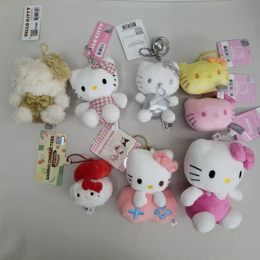 [BUNJANG] Hello Kitty Doll Keyring Bundle Set / 헬로키티 인형 키링 8개
