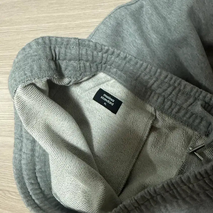 [SOLD OUT] [XL] 무신사스탠다드 스웨트 팬츠 멜란지 그레이