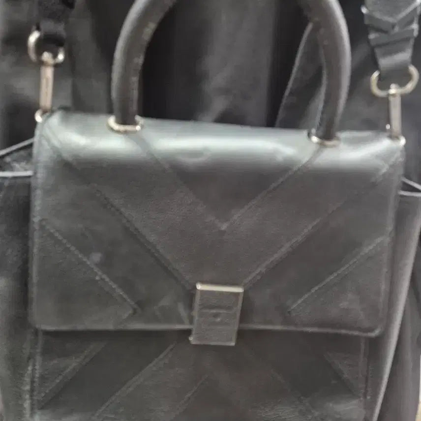 [BUNJANG] Black Leather Shoulder Tote Bag / 블랙 가죽 숄더백 토트백