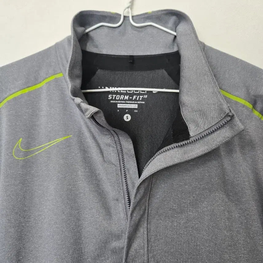 [BUNJANG] Nike Storm-FIT Full-Zip Windbreaker Jacket - Size S / 나이키 스톰핏 집업 S