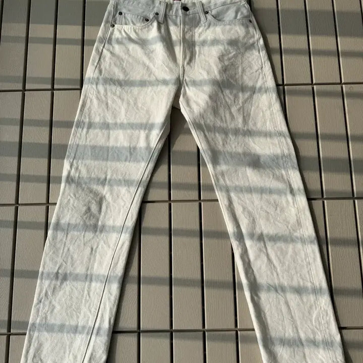 [SOLD OUT] 레졸루트710 화이트