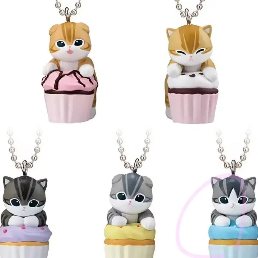 [BUNJANG] Mop Sand Cupcake Gacha Keychain / 모프샌드 컵케이크 키링 가챠