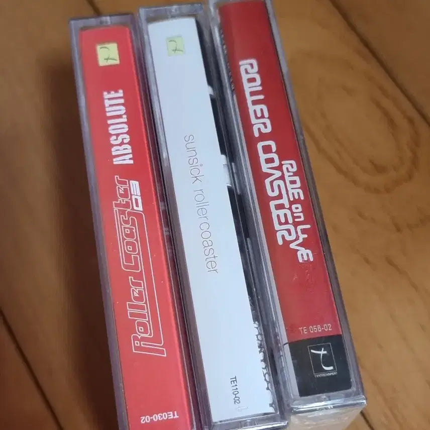 [SOLD OUT] 롤러코스터 미개봉 카세트 테이프 3개 판매합니다